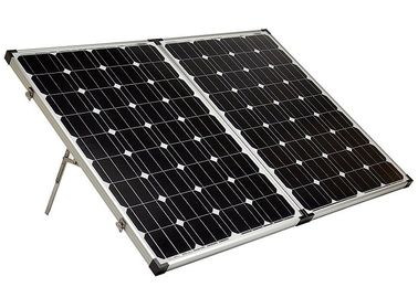 La protection actuelle sur- le panneau solaire trois LED de 180 watts indiquent le travail